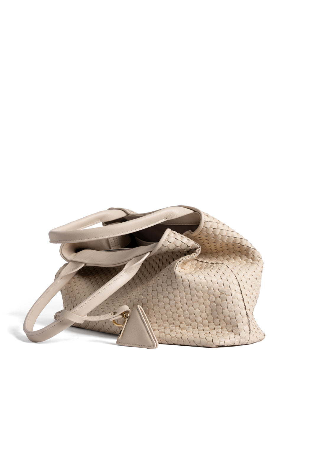 Elegant Woven Beige Handbag with Short Handles and a Keychain Accessory