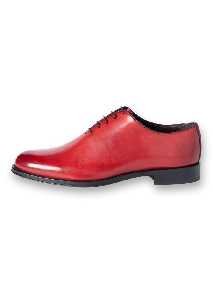 Red glossy leather oxford shoe with black sole